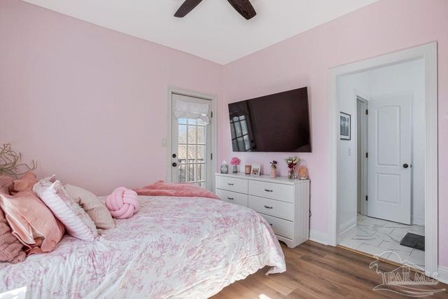 5296 Woodlake Tr, Gulf Breeze, FL 32563