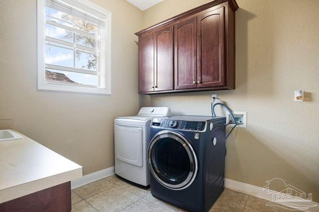 5296 Woodlake Tr, Gulf Breeze, FL 32563