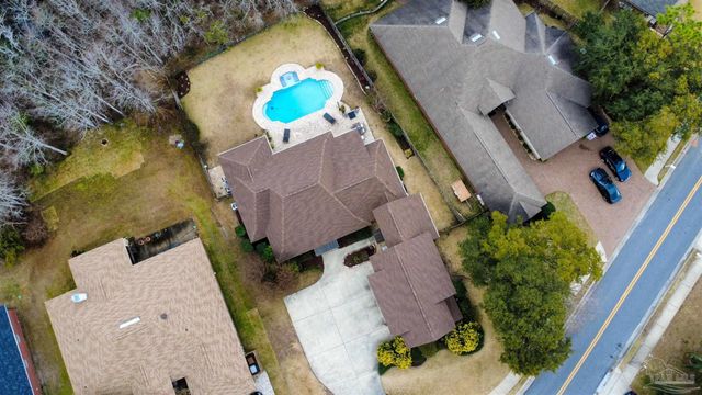 5296 Woodlake Tr, Gulf Breeze, FL 32563