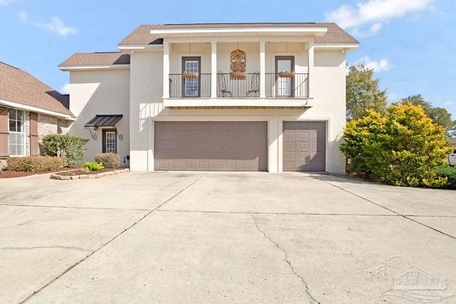 5296 Woodlake Tr, Gulf Breeze, FL 32563