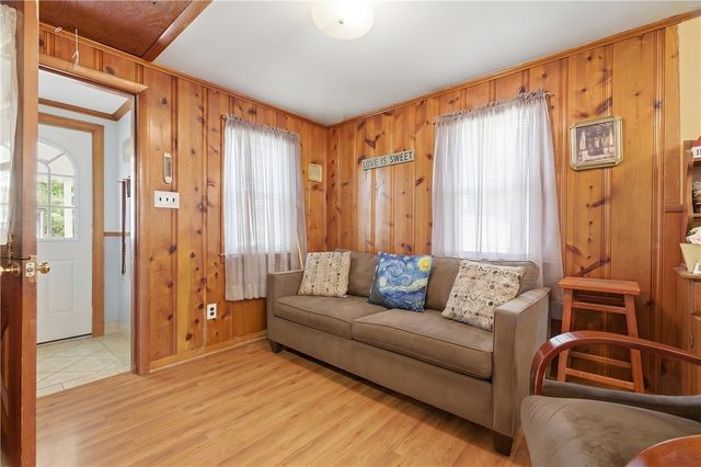 351 Maple Street, Warwick, RI 02888