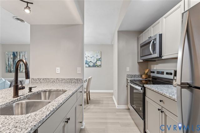 4244 Laurel Oak Rd, Chesterfield, VA 23237