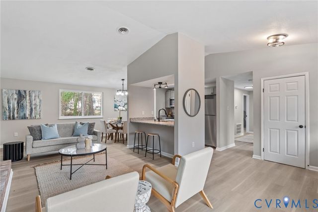 4244 Laurel Oak Rd, Chesterfield, VA 23237