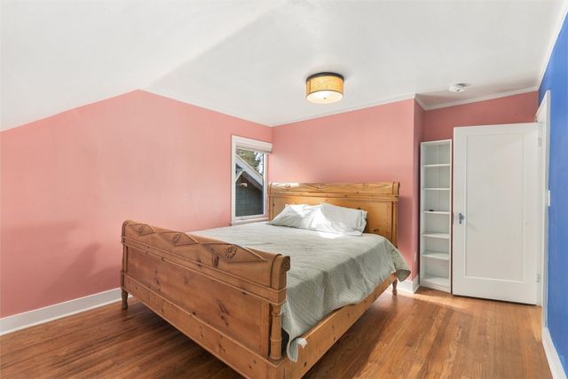 7345 18th Avenue NE, Seattle, WA 98115