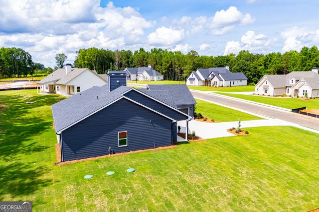 134 Woodford Drive, Roopville, GA 30170