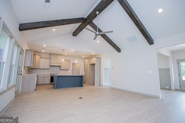 134 Woodford Drive, Roopville, GA 30170