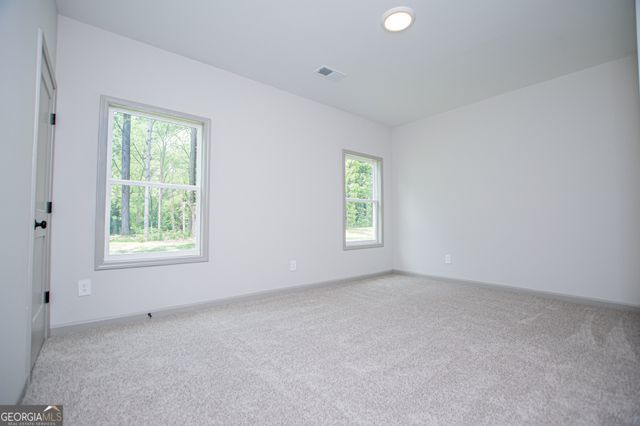 134 Woodford Drive, Roopville, GA 30170