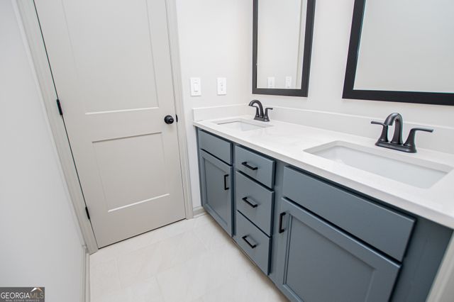 134 Woodford Drive, Roopville, GA 30170