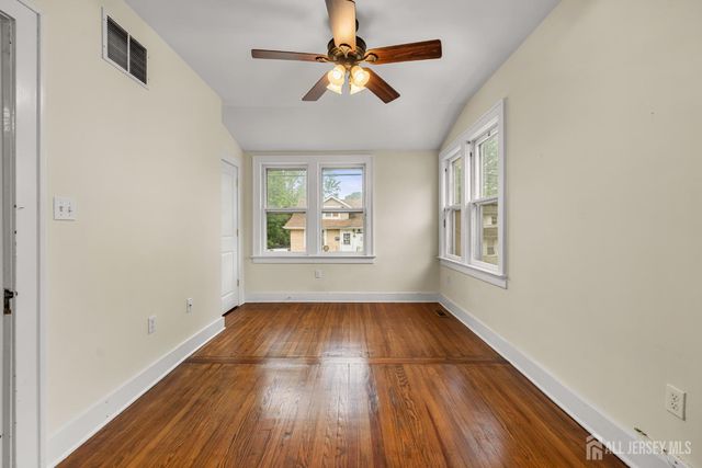 265 S 9th Avenue S, Highland Park, NJ 08904