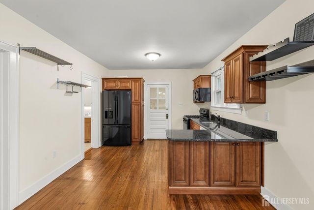 265 S 9th Avenue S, Highland Park, NJ 08904
