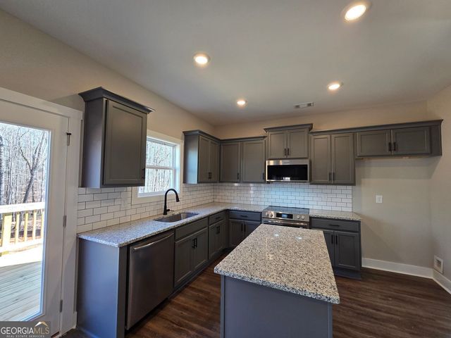 40 Jeffrey Lane, Dallas, GA 30157