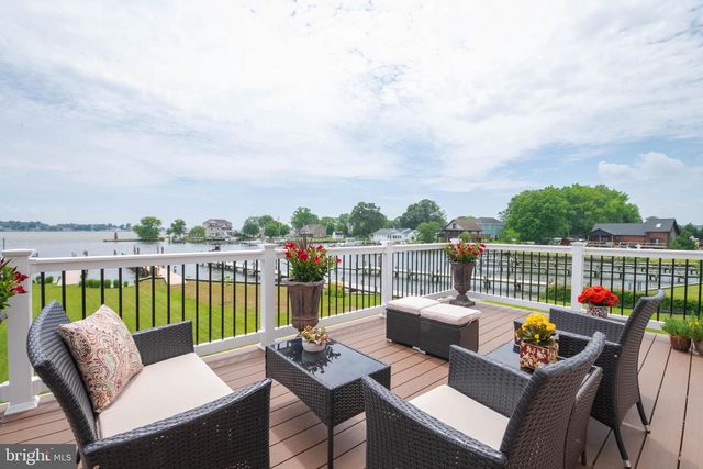 1117 CHESTER RD, Middle River, MD 21220