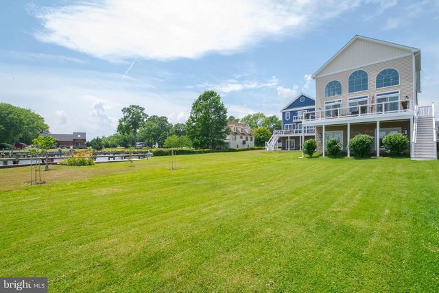 1117 CHESTER RD, Middle River, MD 21220