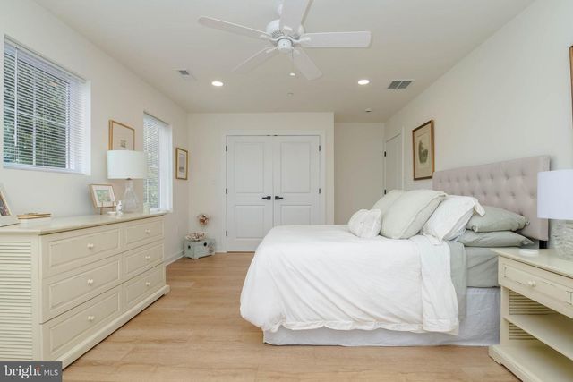 1117 CHESTER RD, Middle River, MD 21220