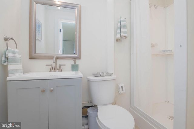 1117 CHESTER RD, Middle River, MD 21220