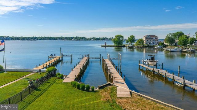 1117 CHESTER RD, Middle River, MD 21220