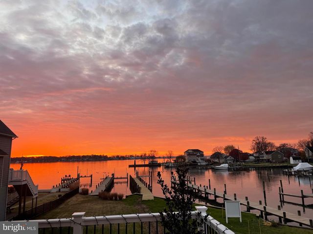 1117 CHESTER RD, Middle River, MD 21220