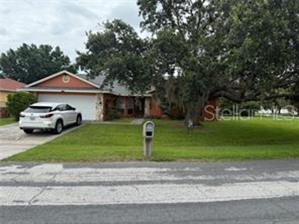 925 DERBYSHIRE DRIVE, Kissimmee, FL 34758
