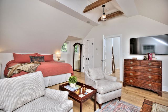 55 Kings Highway North, Westport, CT 06880