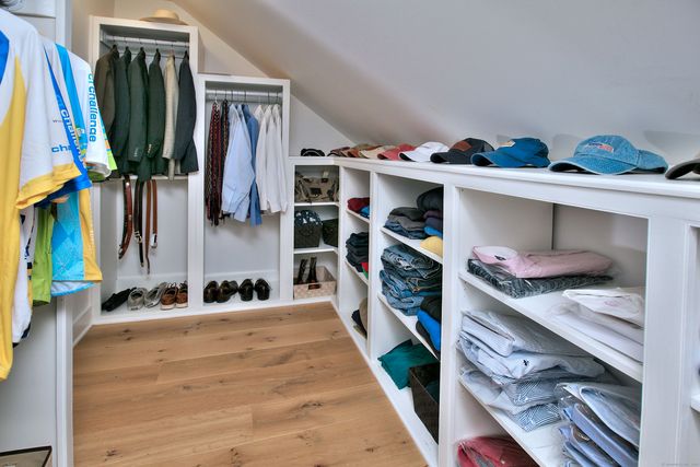 55 Kings Highway North, Westport, CT 06880