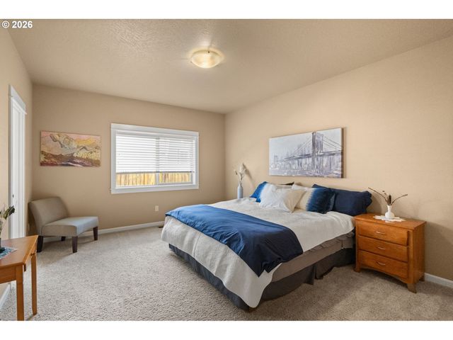 1603 CHASA St, Eugene, OR 97401