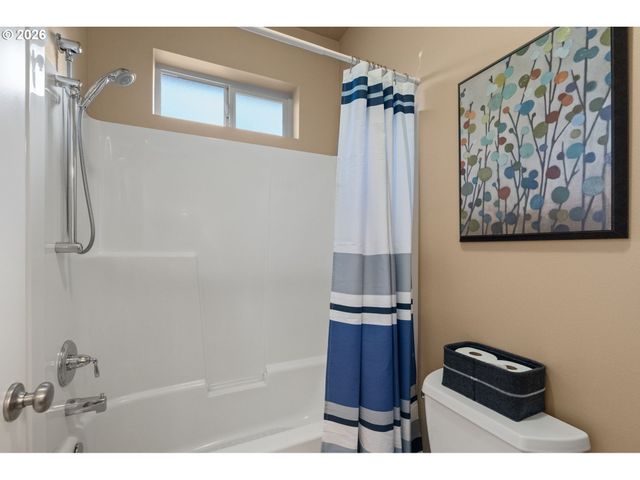 1603 CHASA St, Eugene, OR 97401