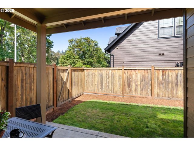 1603 CHASA St, Eugene, OR 97401