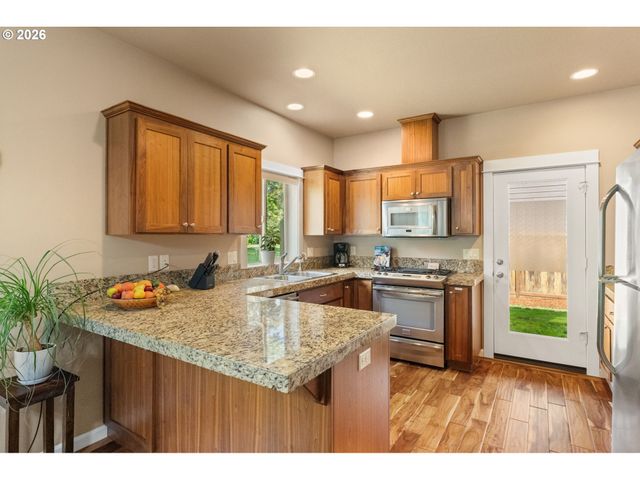 1603 CHASA St, Eugene, OR 97401