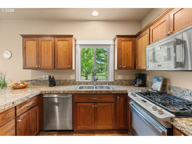 1603 CHASA St, Eugene, OR 97401