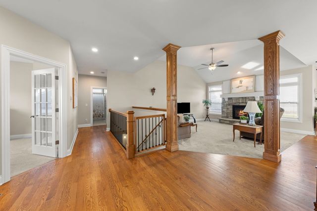 1121 Blackberry Shore Lane, Yorkville, IL 60560