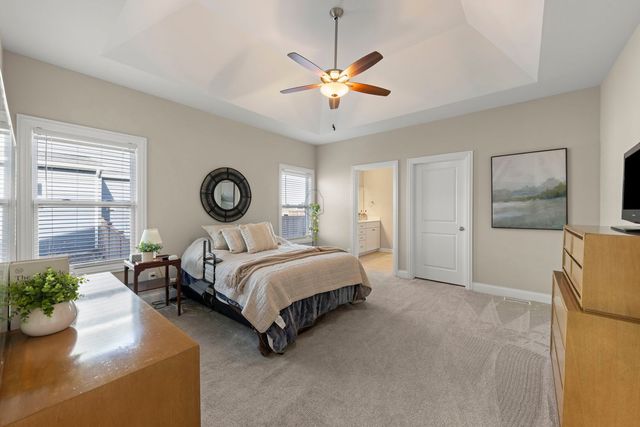 1121 Blackberry Shore Lane, Yorkville, IL 60560