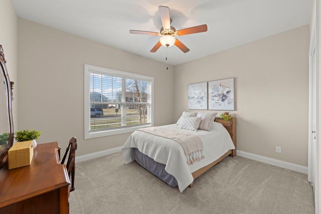 1121 Blackberry Shore Lane, Yorkville, IL 60560