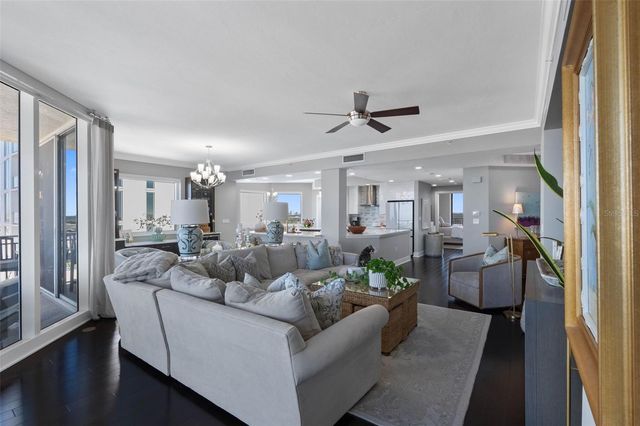 5823 BOWEN DANIEL DRIVE 1206, Tampa, FL 33616