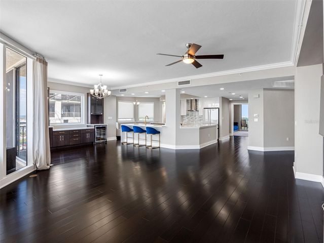 5823 BOWEN DANIEL DRIVE 1206, Tampa, FL 33616