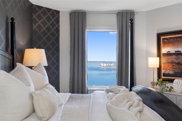 5823 BOWEN DANIEL DRIVE 1206, Tampa, FL 33616