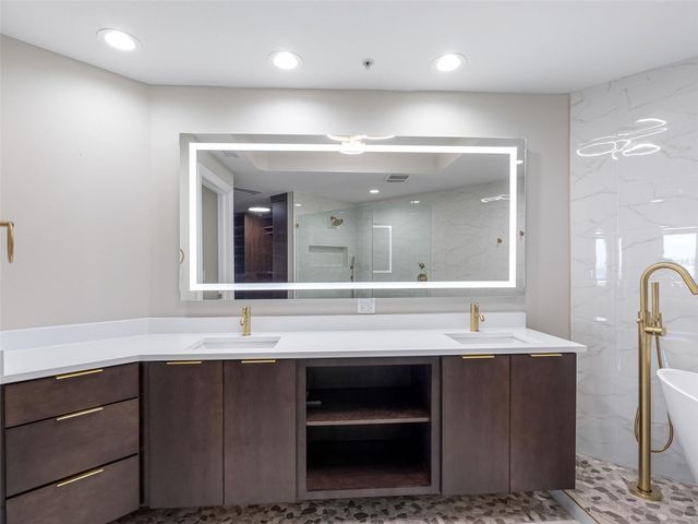 5823 BOWEN DANIEL DRIVE 1206, Tampa, FL 33616