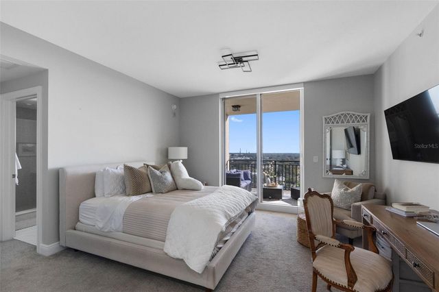 5823 BOWEN DANIEL DRIVE 1206, Tampa, FL 33616