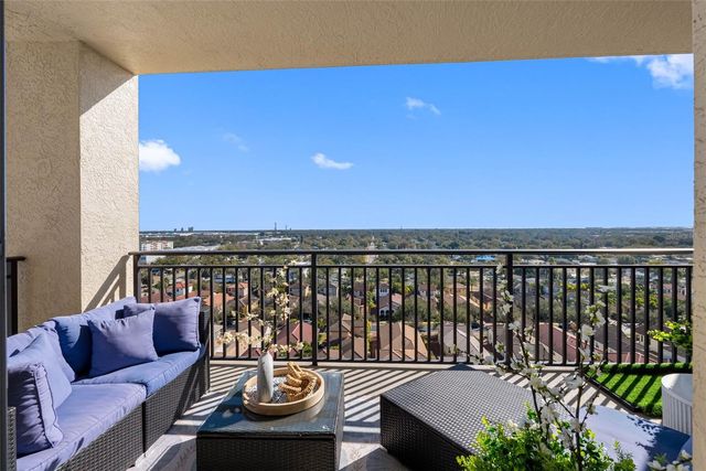 5823 BOWEN DANIEL DRIVE 1206, Tampa, FL 33616