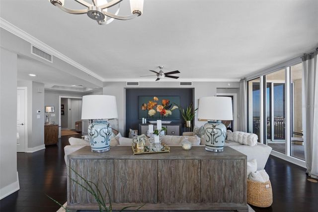 5823 BOWEN DANIEL DRIVE 1206, Tampa, FL 33616