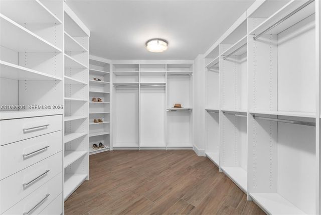 17301 Biscayne Blvd 2110, North Miami Beach, FL 33160