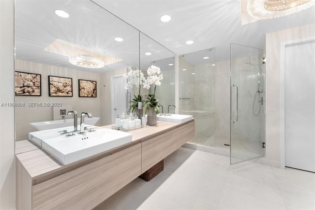 17301 Biscayne Blvd 2110, North Miami Beach, FL 33160