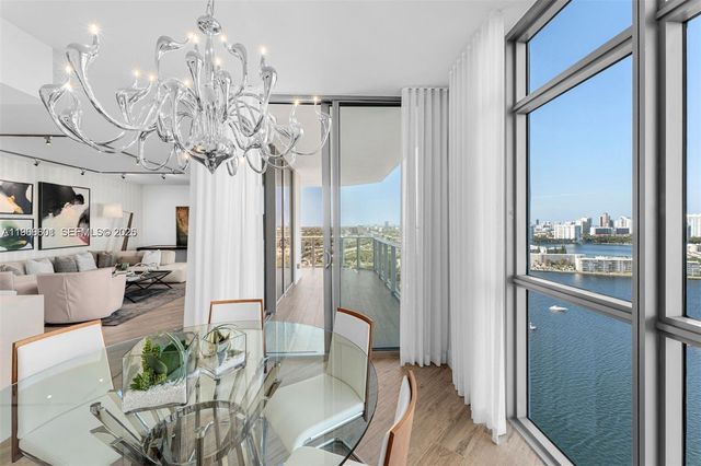 17301 Biscayne Blvd 2110, North Miami Beach, FL 33160