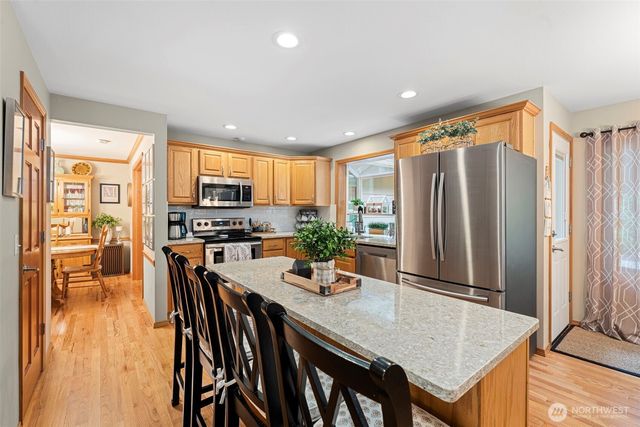 29315 204th Place SE, Kent, WA 98042
