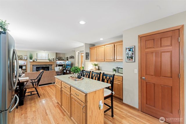 29315 204th Place SE, Kent, WA 98042
