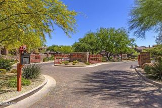 3935 E ROUGH RIDER Road 1352, Phoenix, AZ 85050