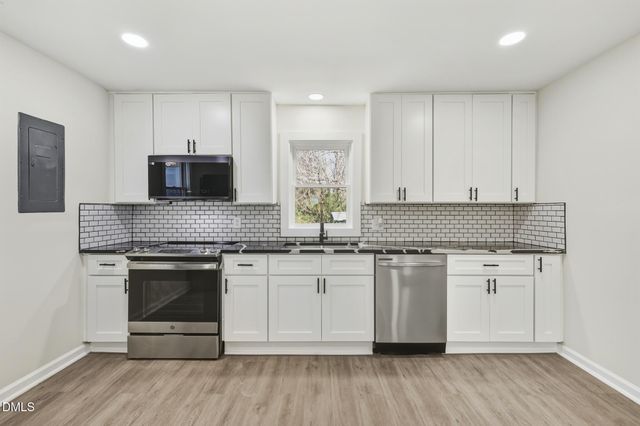 191 N Poole Street, Coats, NC 27521