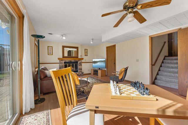 1013 Rushmore Drive, Burnsville, MN 55306