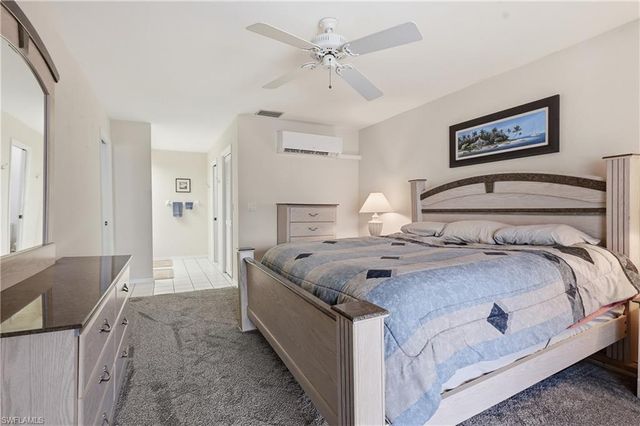 222 SW 39th TER, Cape Coral, FL 33914