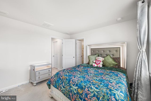 26 L. WENDOWSKI ST, Beverly, NJ 08010