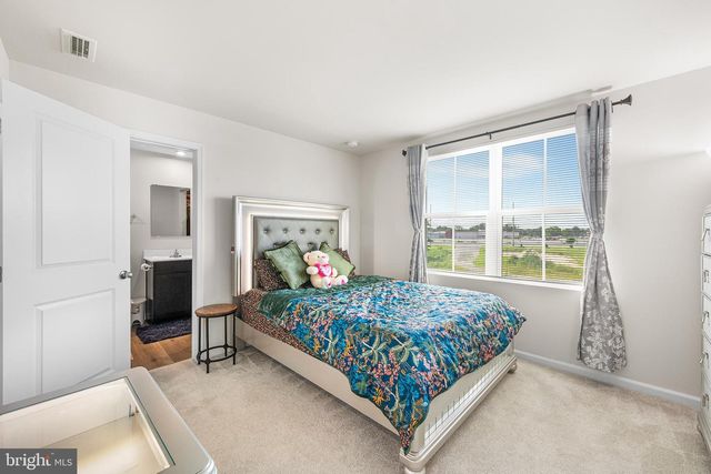 26 L. WENDOWSKI ST, Beverly, NJ 08010